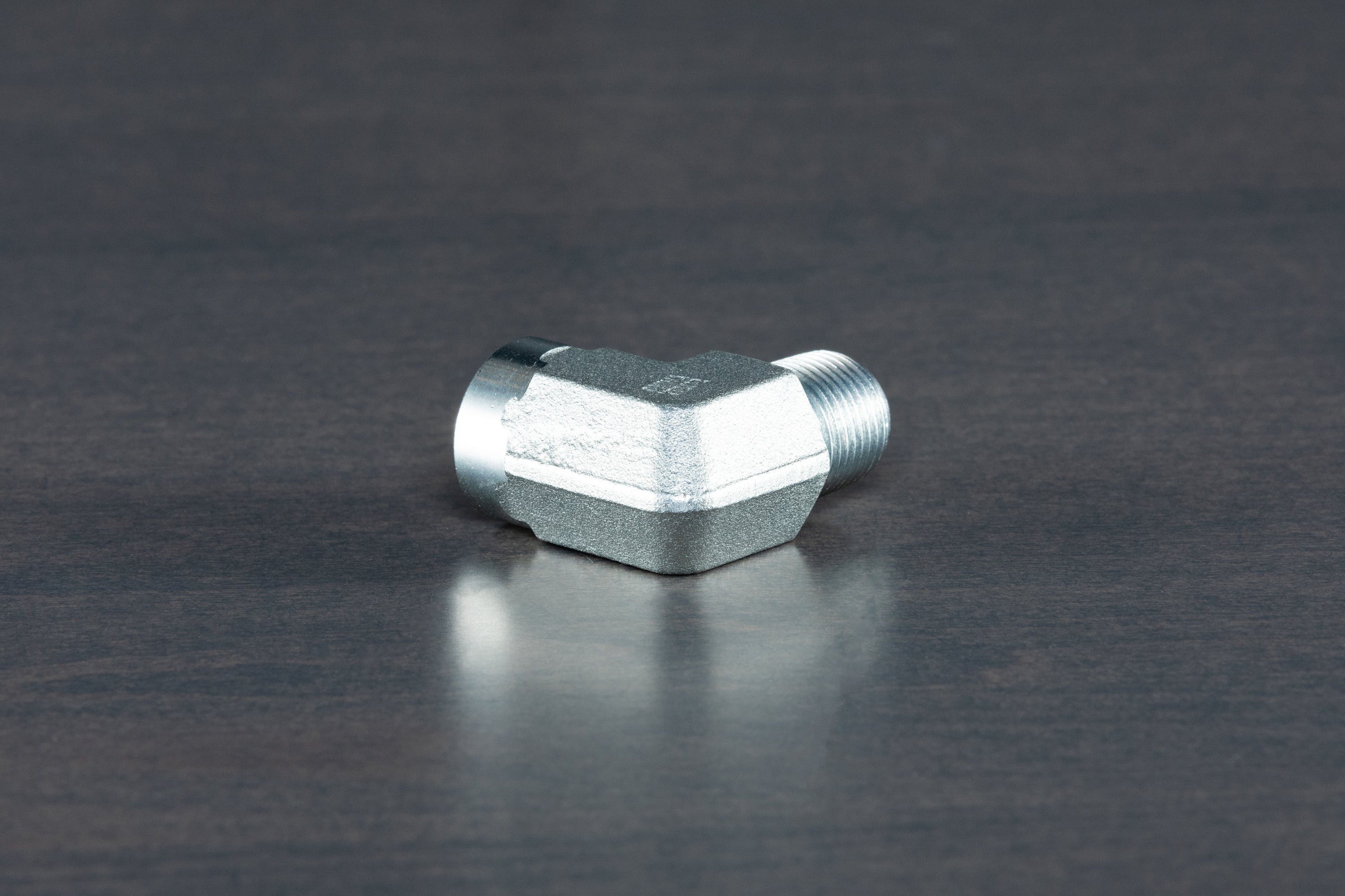 Stainless Steel 3/8" NPT 90° Elbow - Image 4