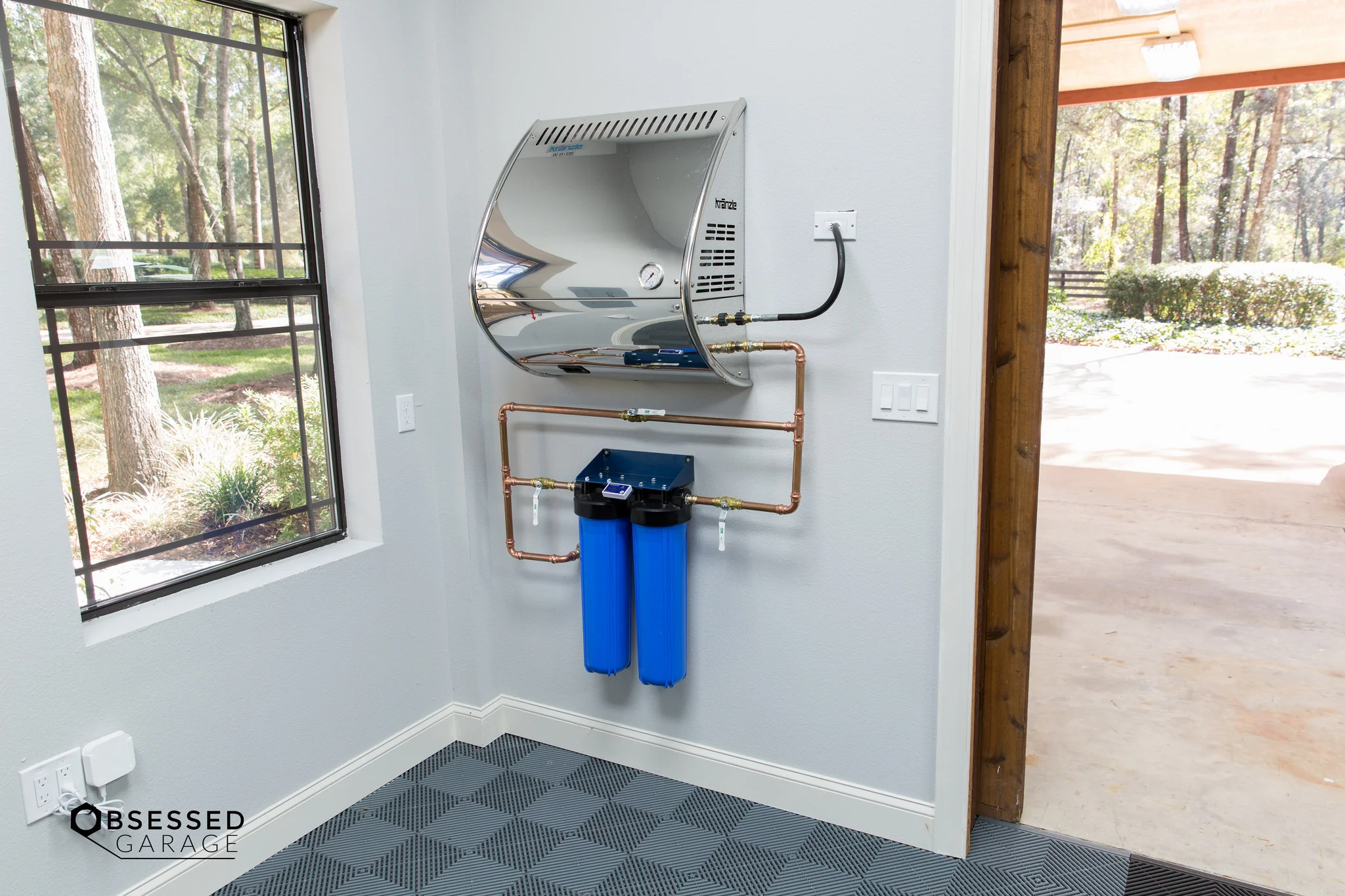 CR Spotless DIW-20 High Output Wall Mounted System - Image 4