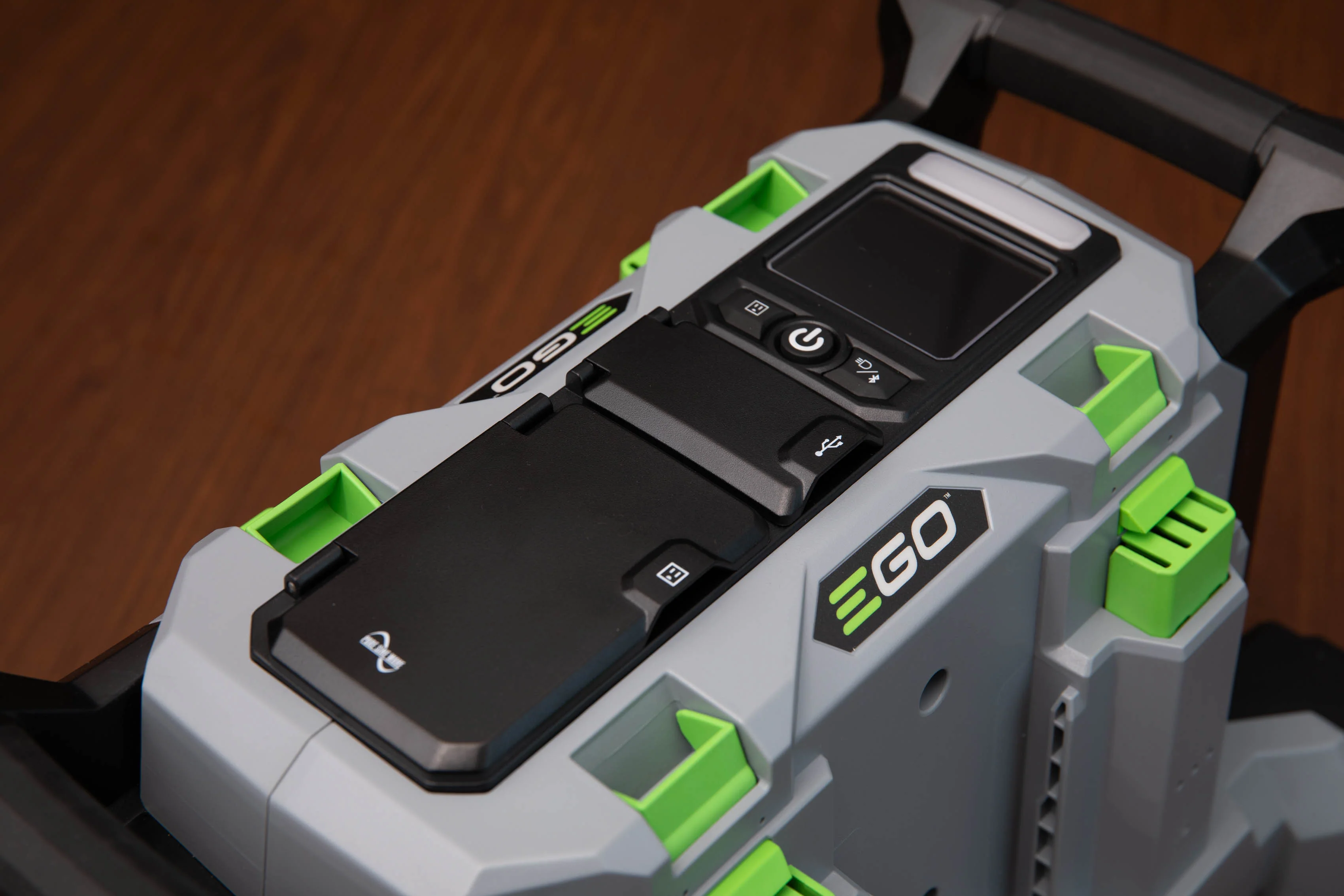 EGO POWER+ Nexus 1400W Portable Power Station - Image 3