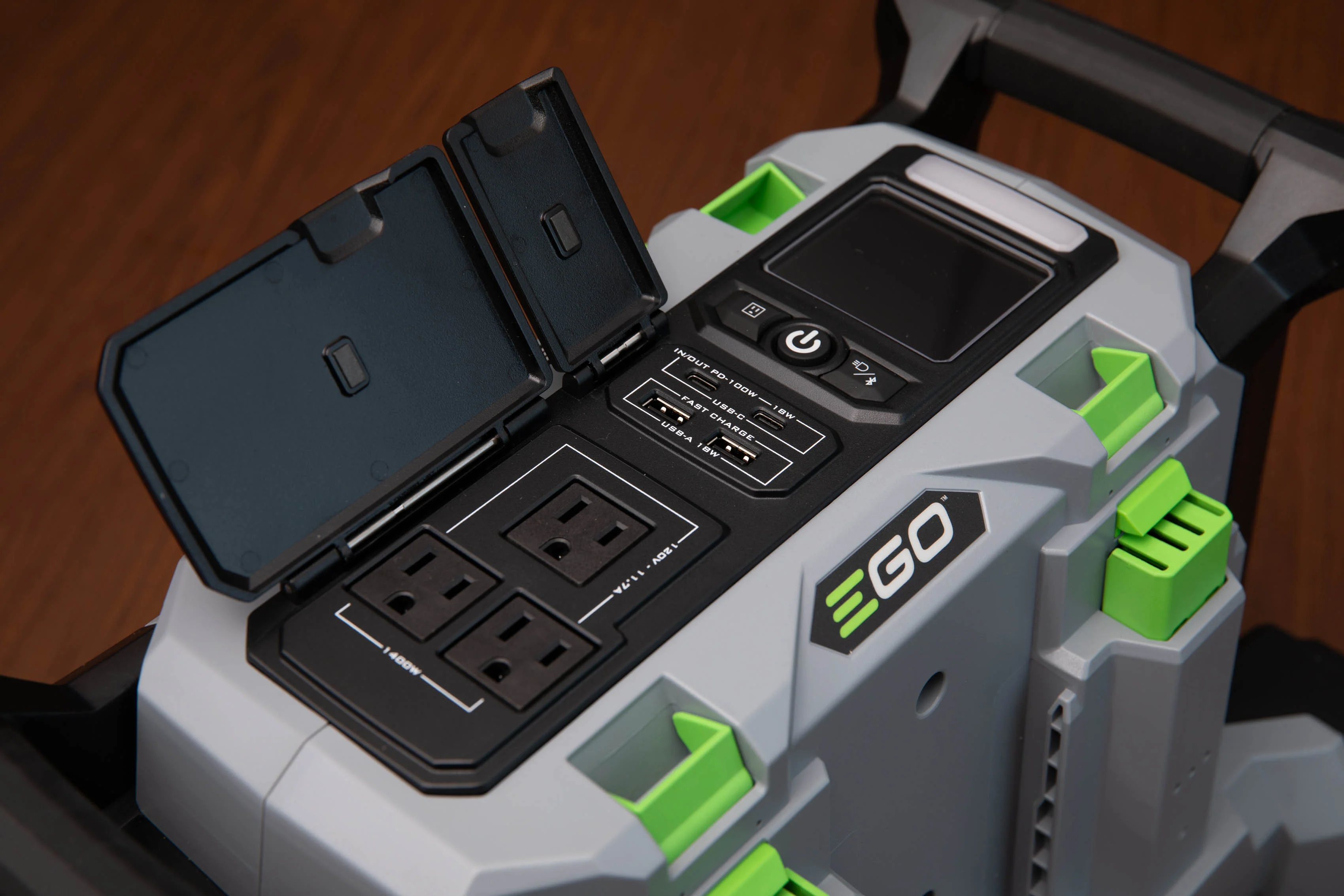 EGO POWER+ Nexus 1400W Portable Power Station - Image 4