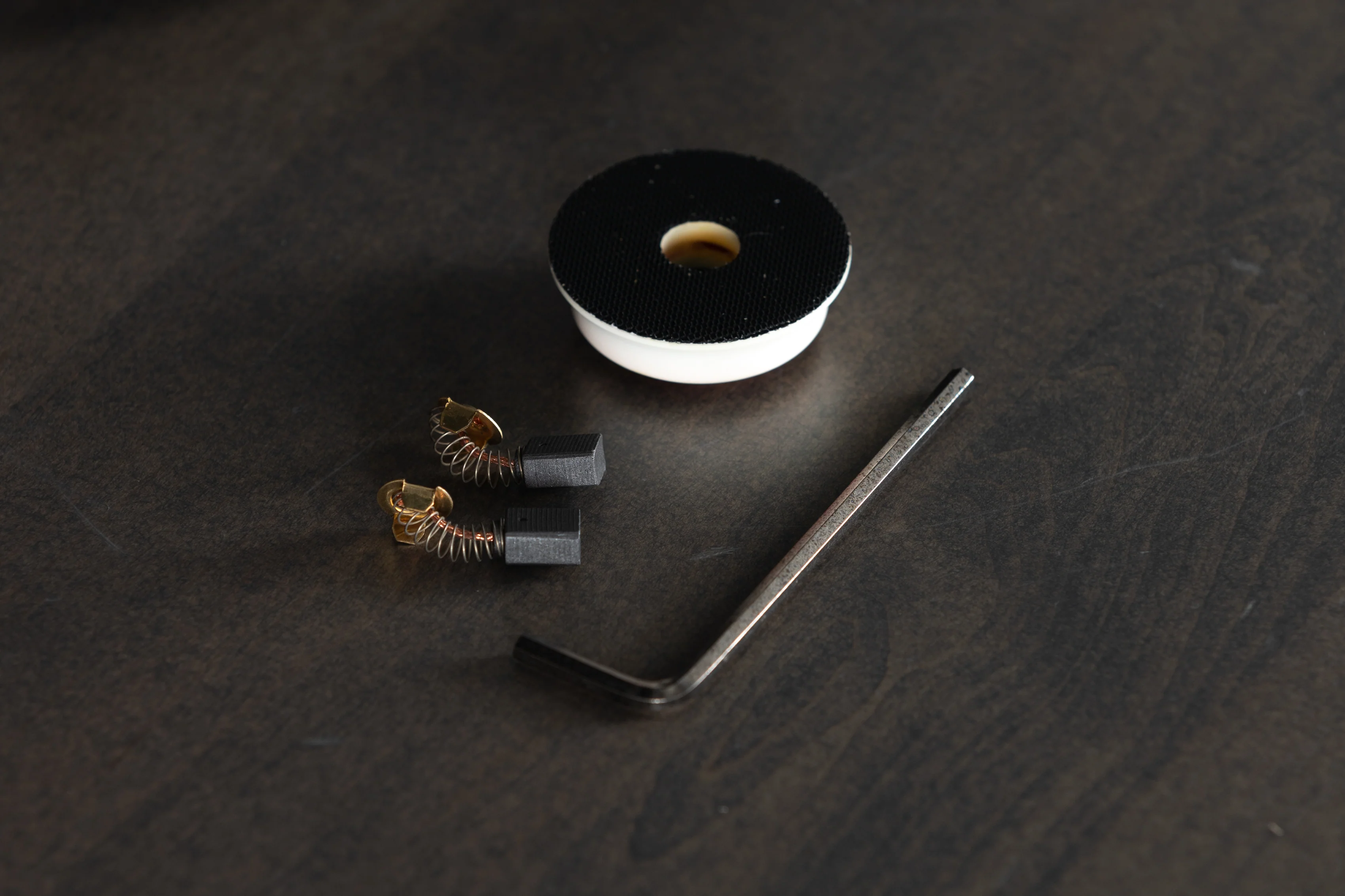 Griot's Garage G13 Mini Long-Throw Orbital Polisher - Image 9