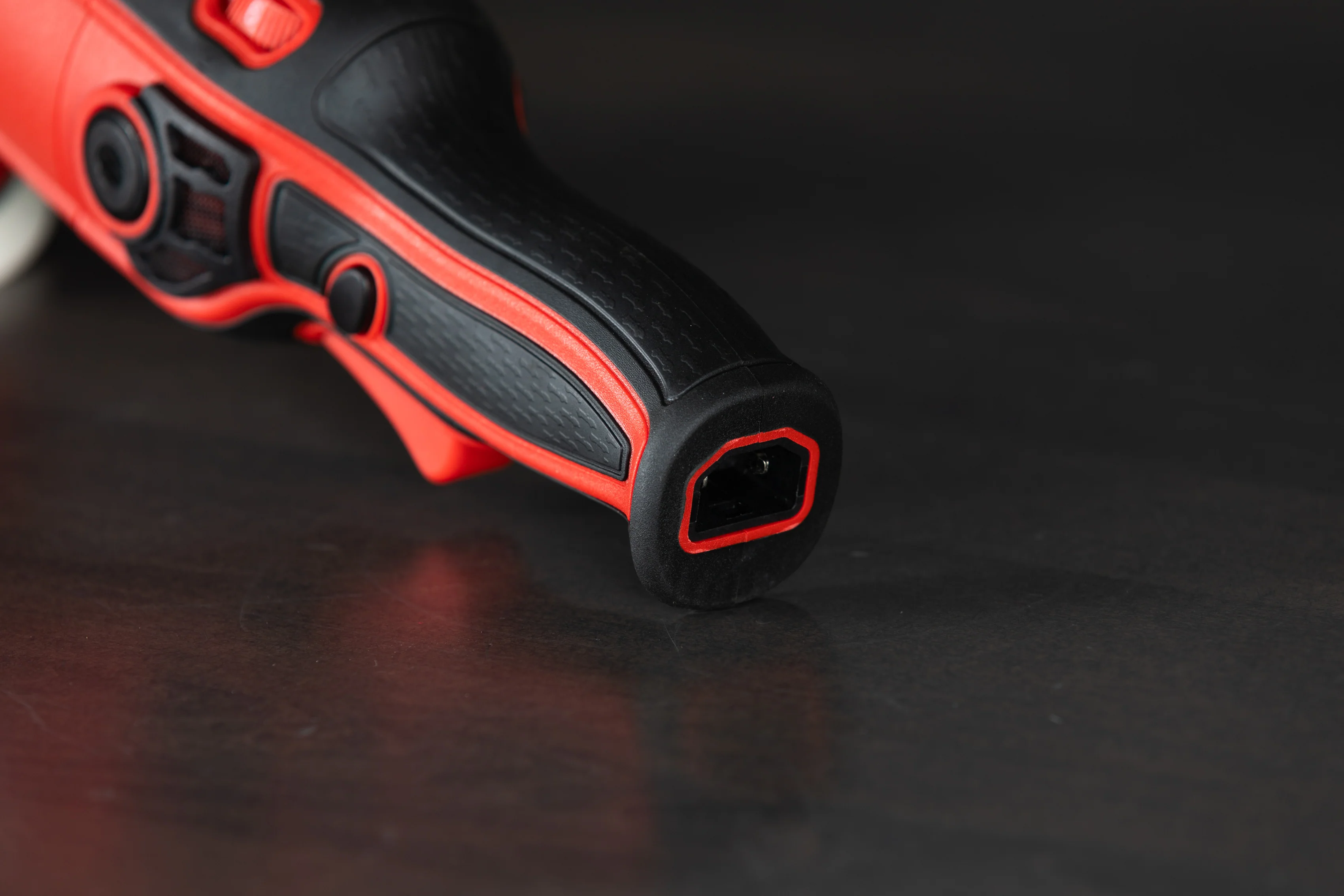 Griot's Garage G15 Long-Throw Orbital Polisher - Image 10
