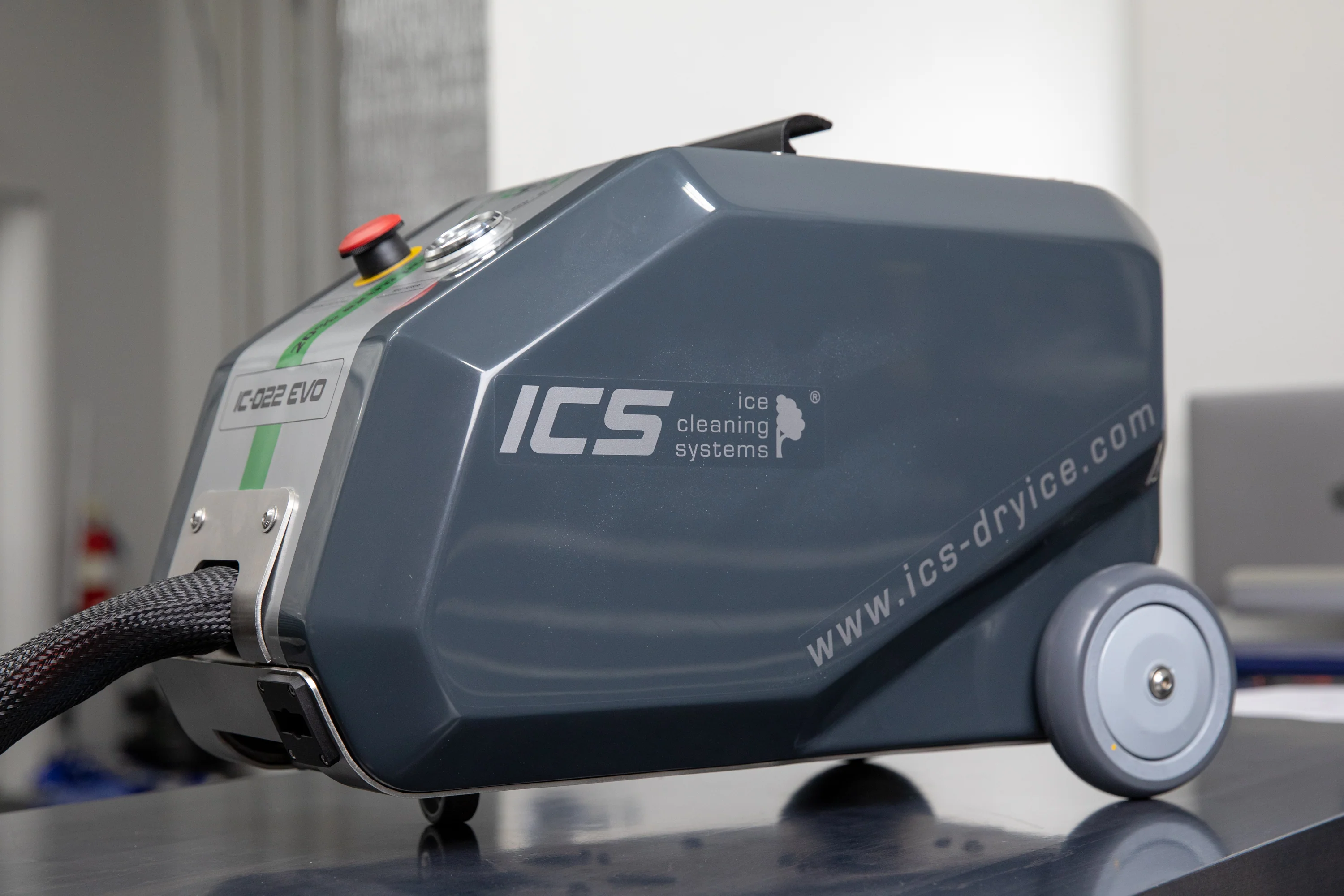 ICS IC 022 Evo Dry Ice Cleaning System - Image 2