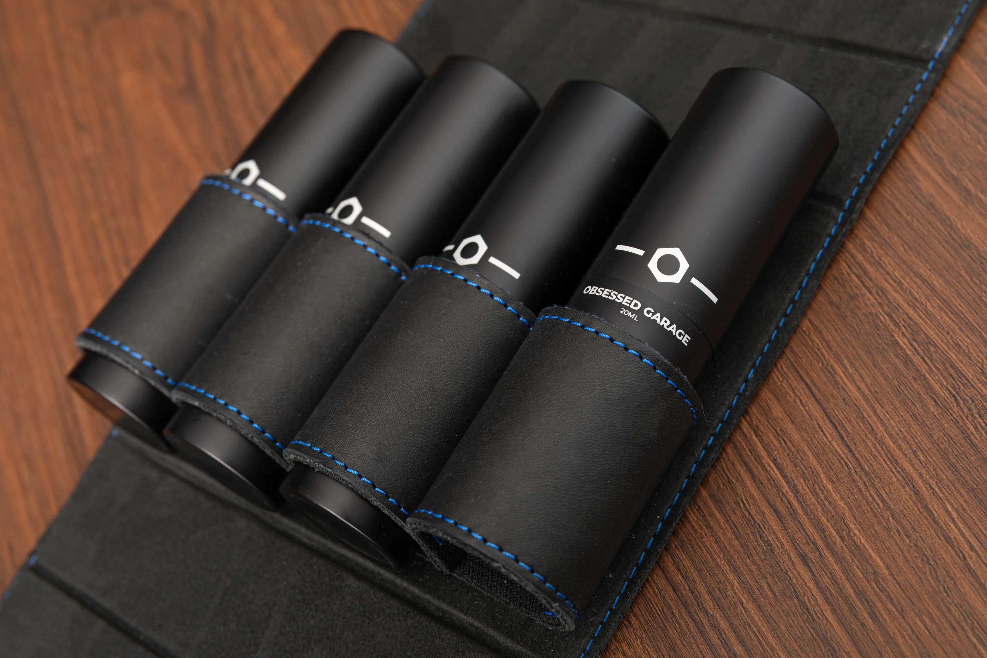Leather Glove Box Kit With Sprayers - Image 12