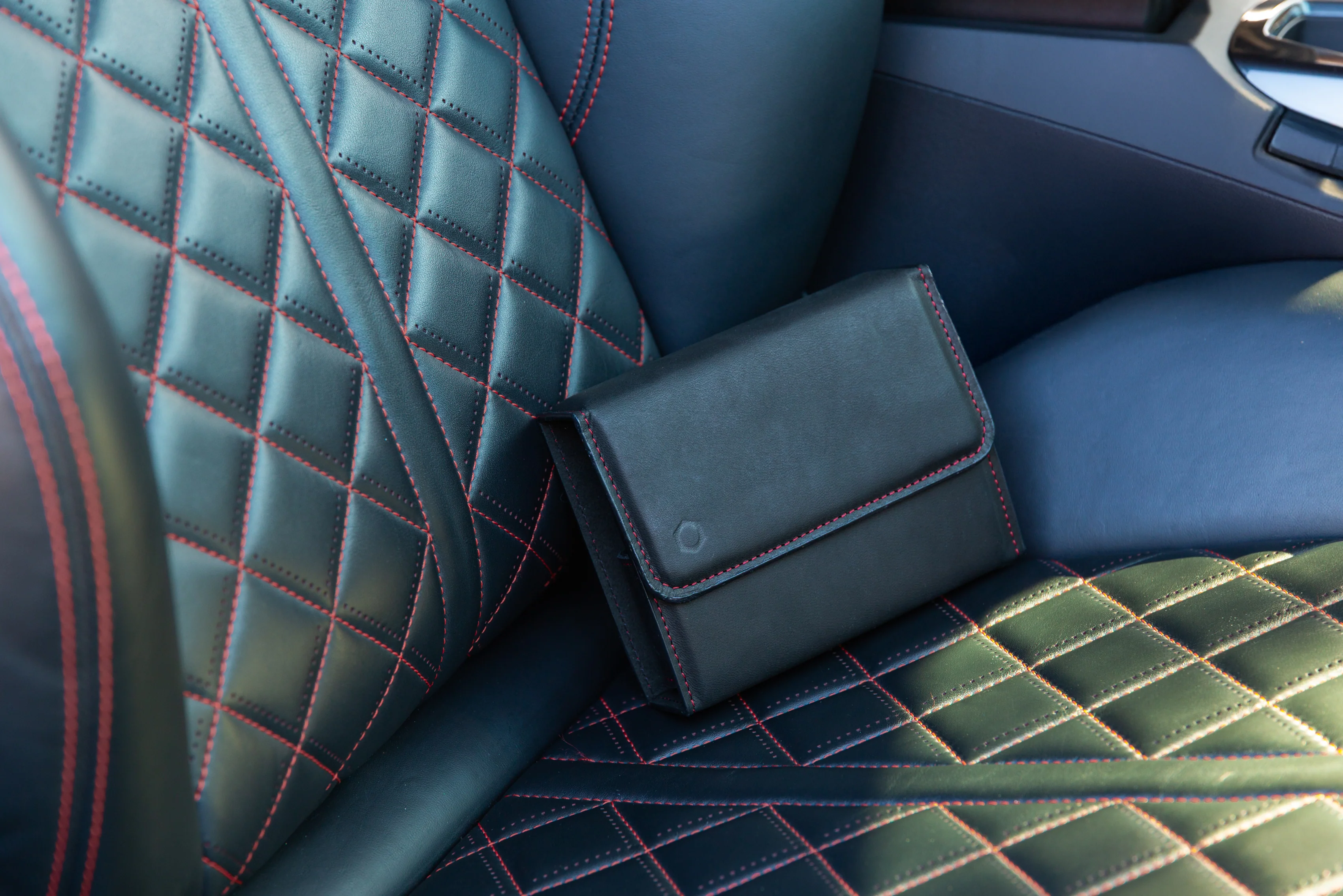 Leather Glove Box Kit With Sprayers - Image 15