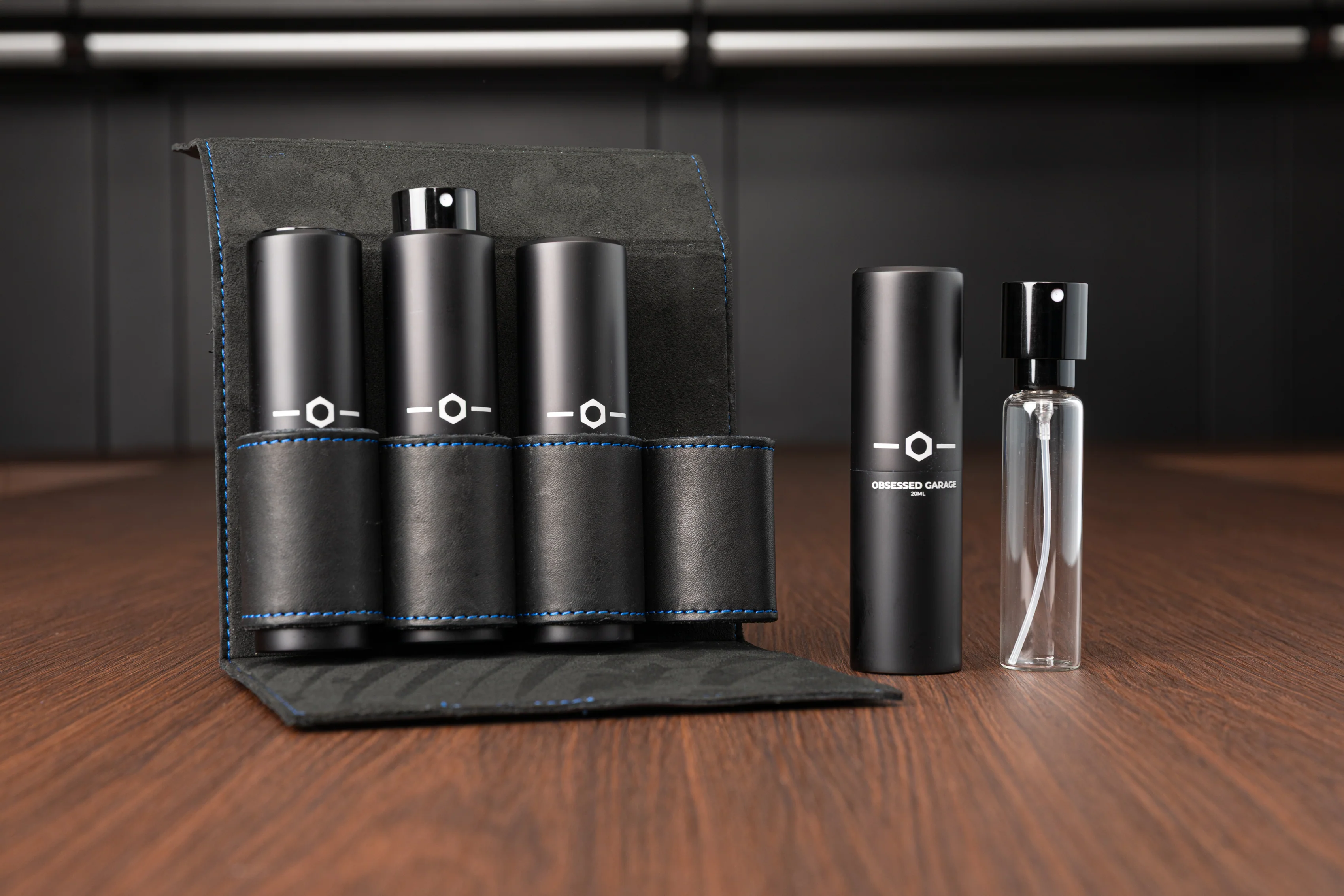 Leather Glove Box Kit With Sprayers - Image 7