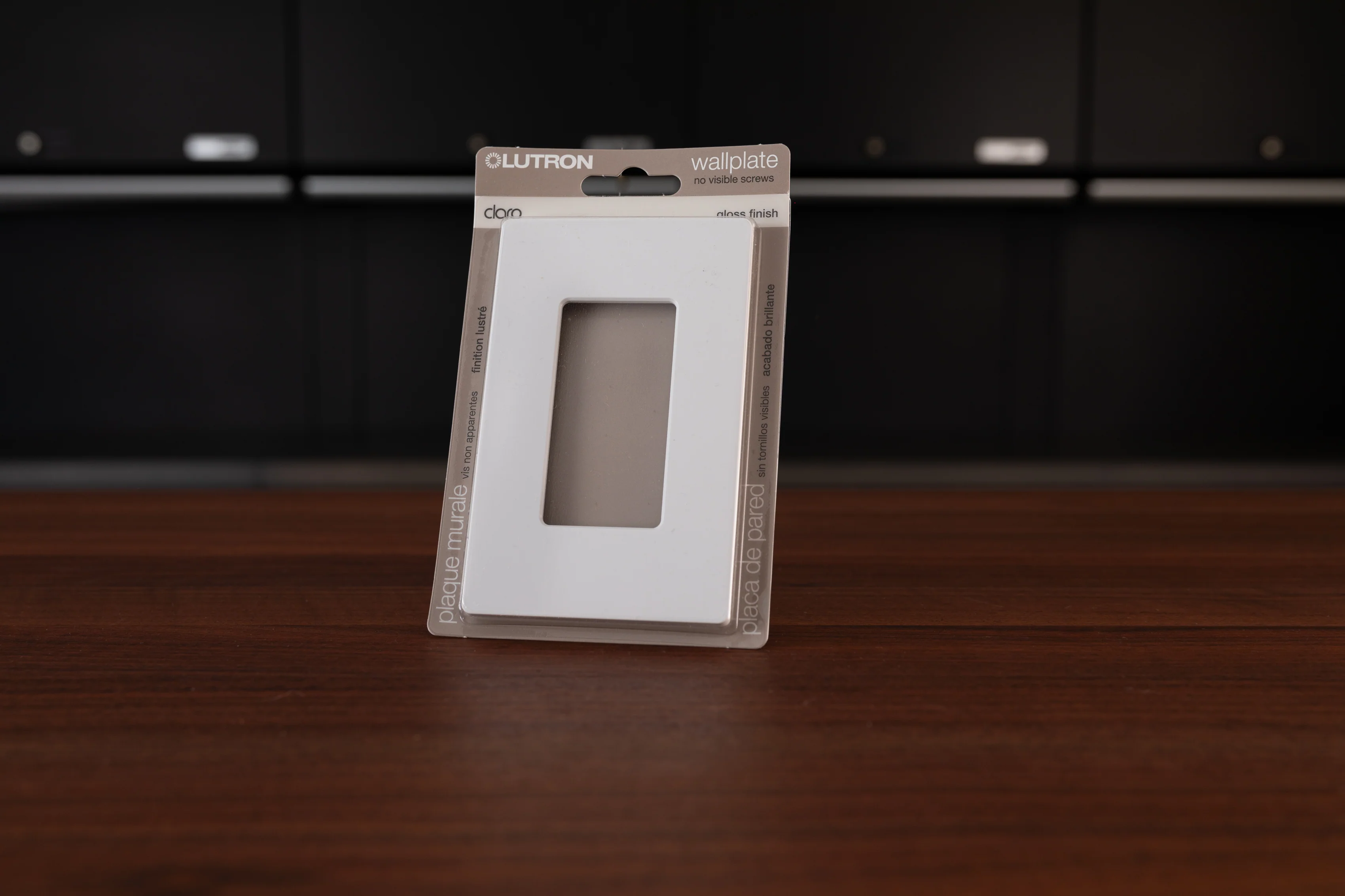 Lutron Claro Wall Plate - Image 2