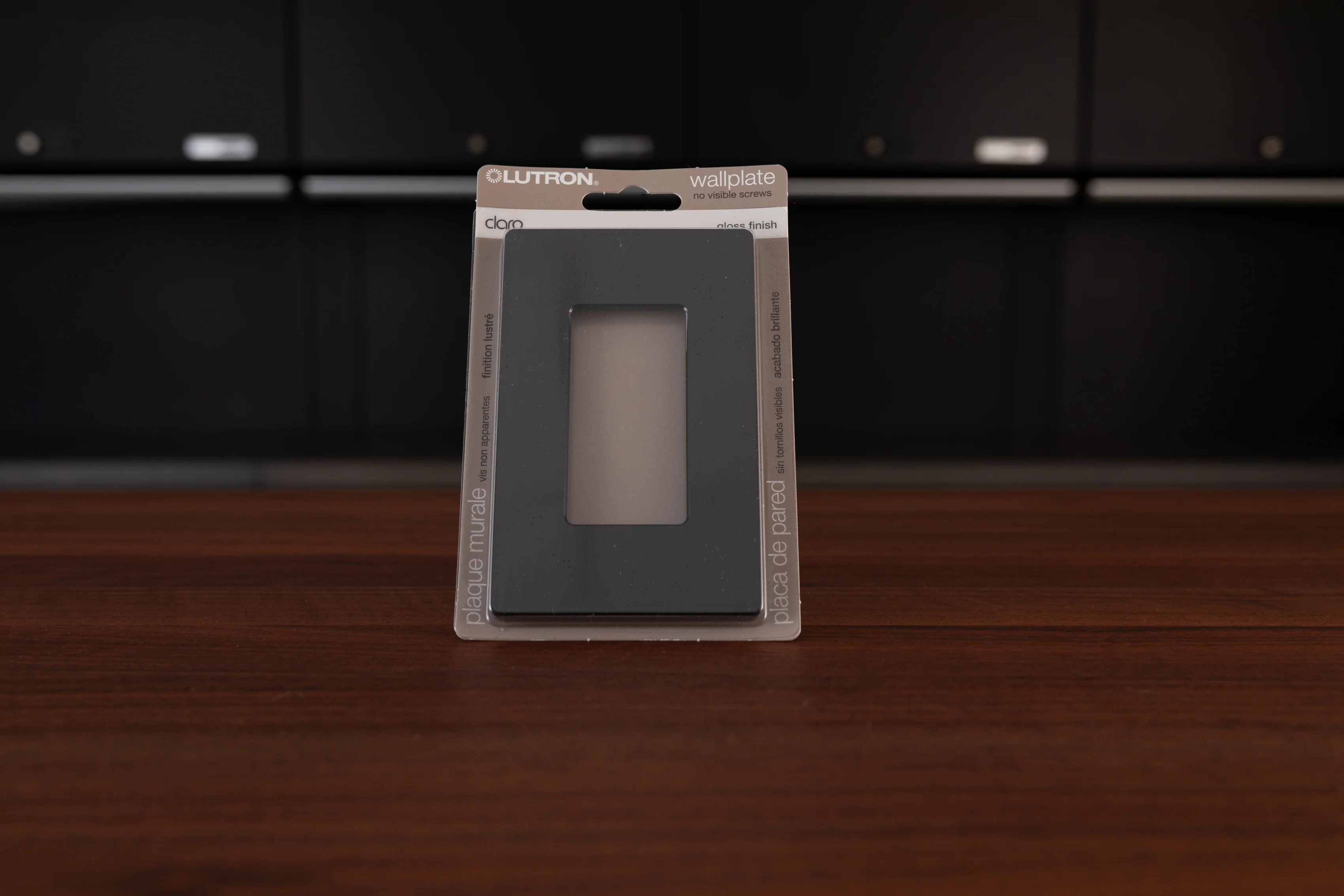 Lutron Claro Wall Plate - Image 5