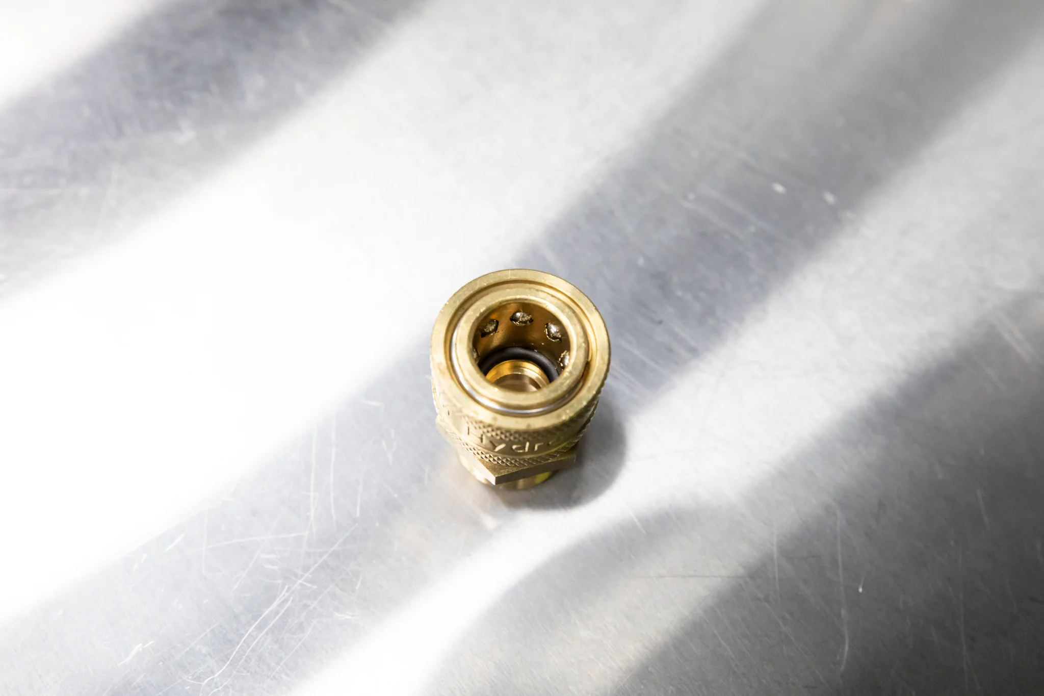 Brass M22 Male (14mm) to 3/8" QD Coupler - Image 3