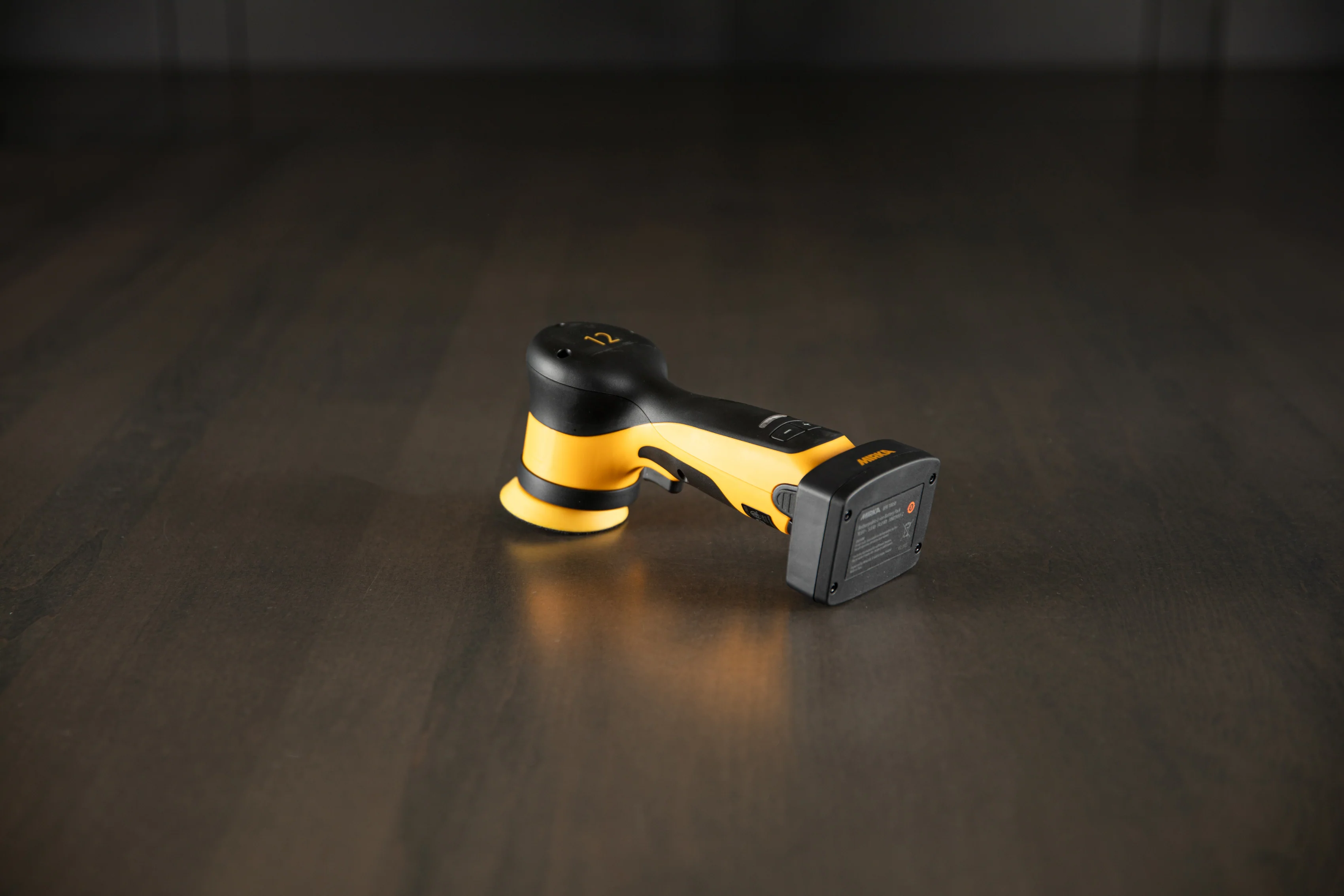 Mirka 3" Cordless Angled Random Orbit Polisher - Image 4