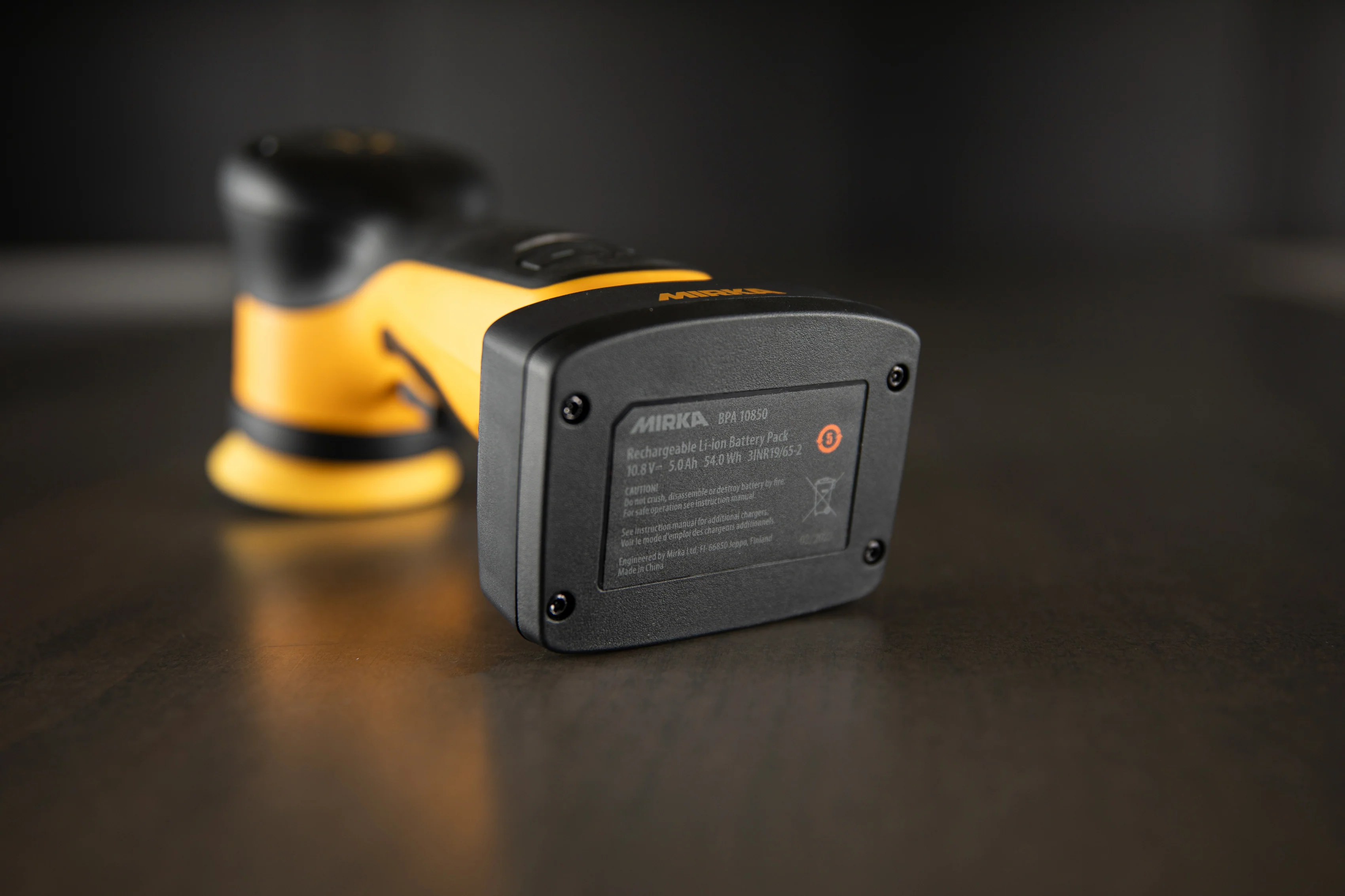 Mirka 3" Cordless Angled Random Orbit Polisher - Image 6
