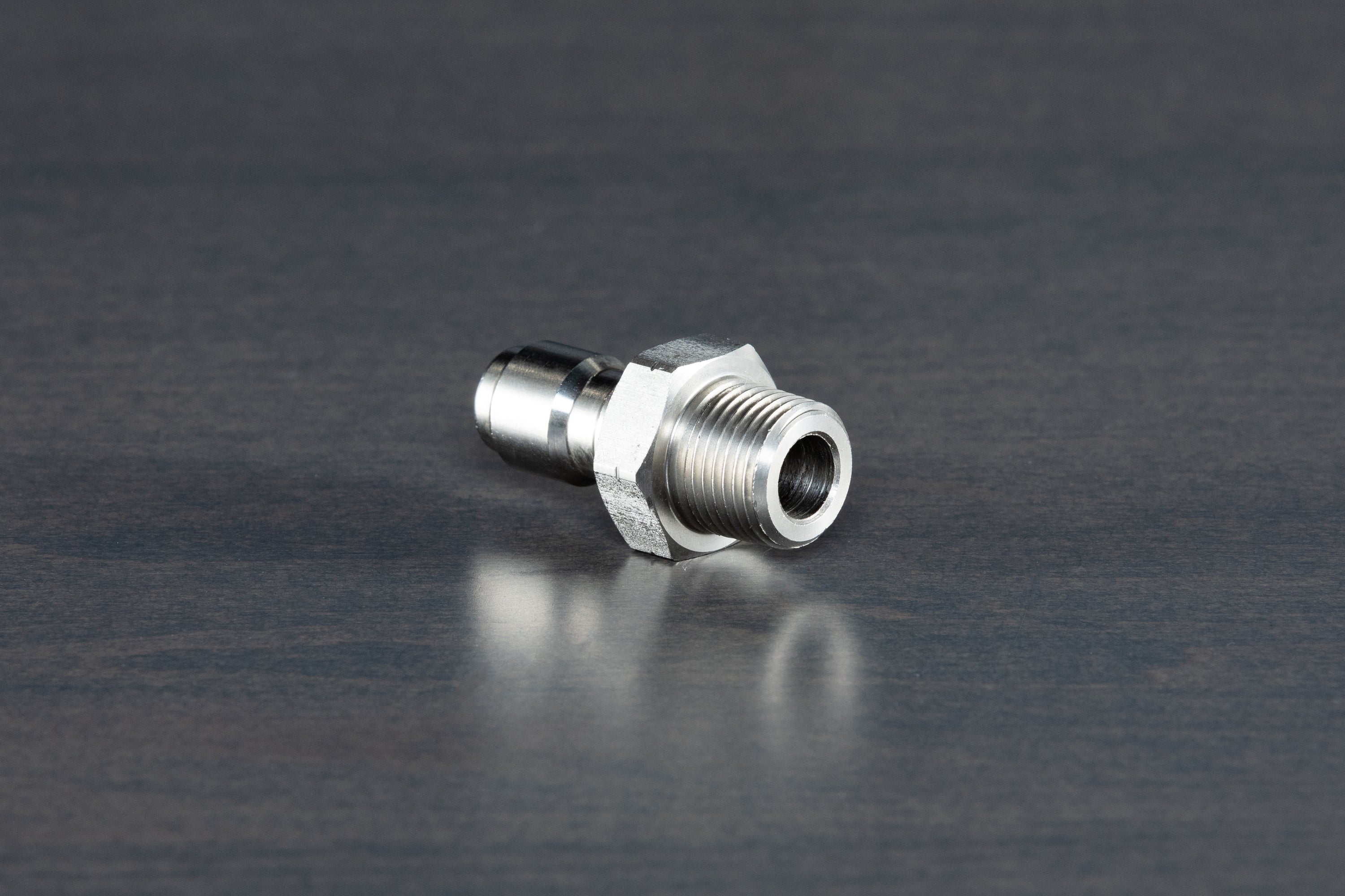 Mosmatic T304 SS 1/4" Male QD Plug - Image 2