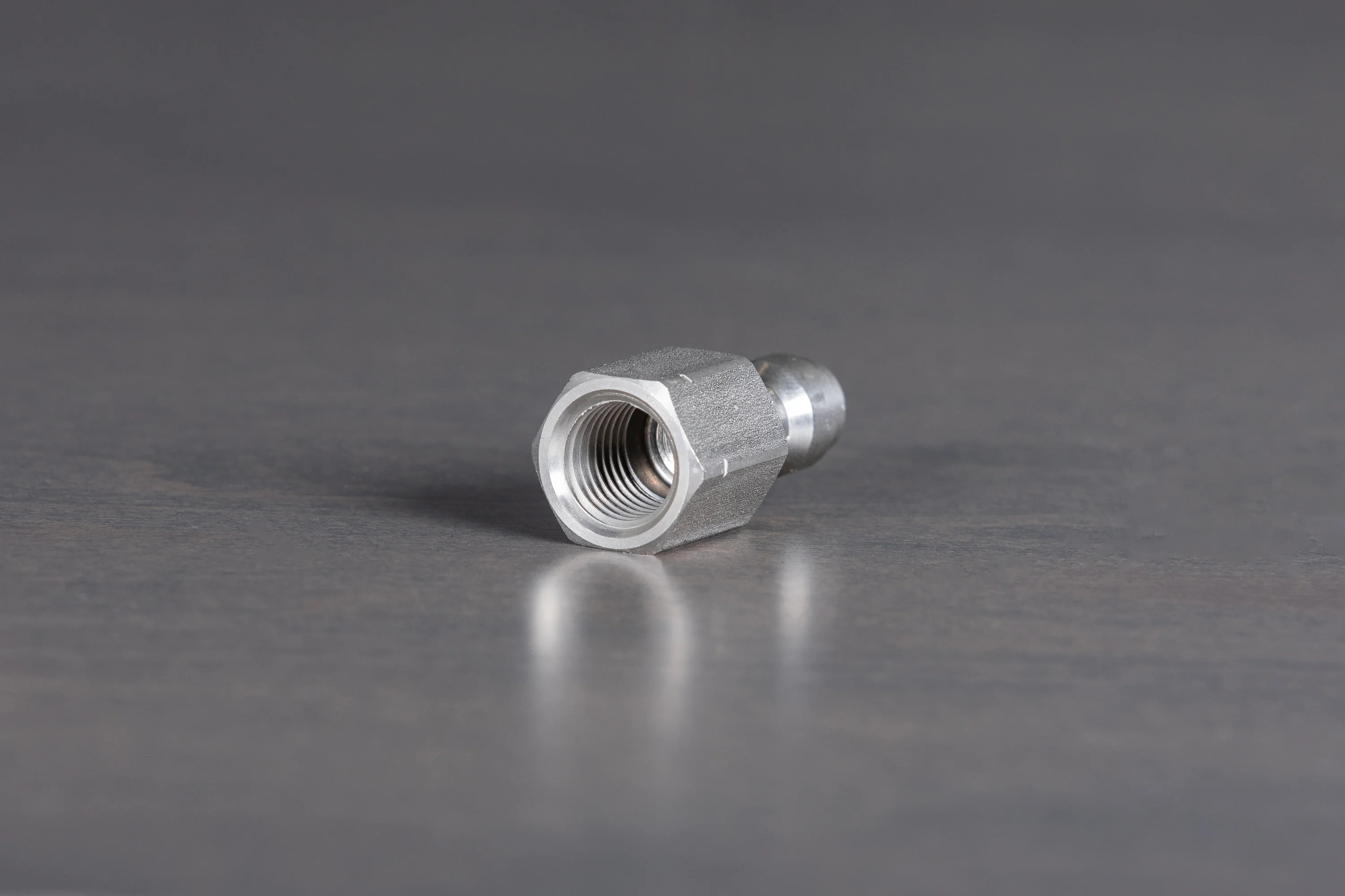 Mosmatic T304 SS 1/4" Female QD Plug - Image 3