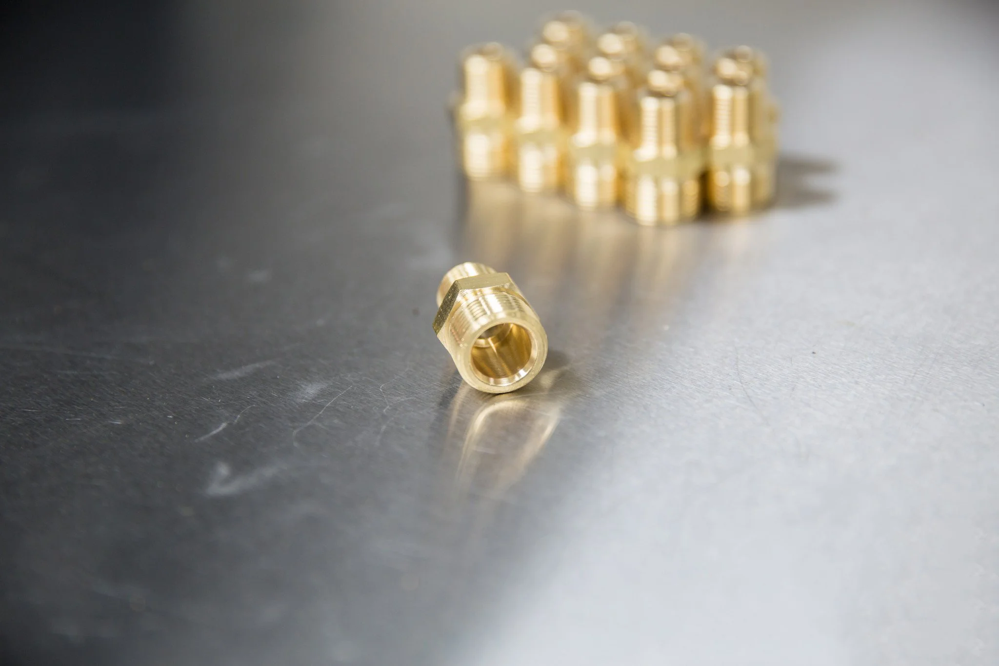 Brass M22 Male (14mm) to 3/8" Male NPT - Twist & Seal - Image 3
