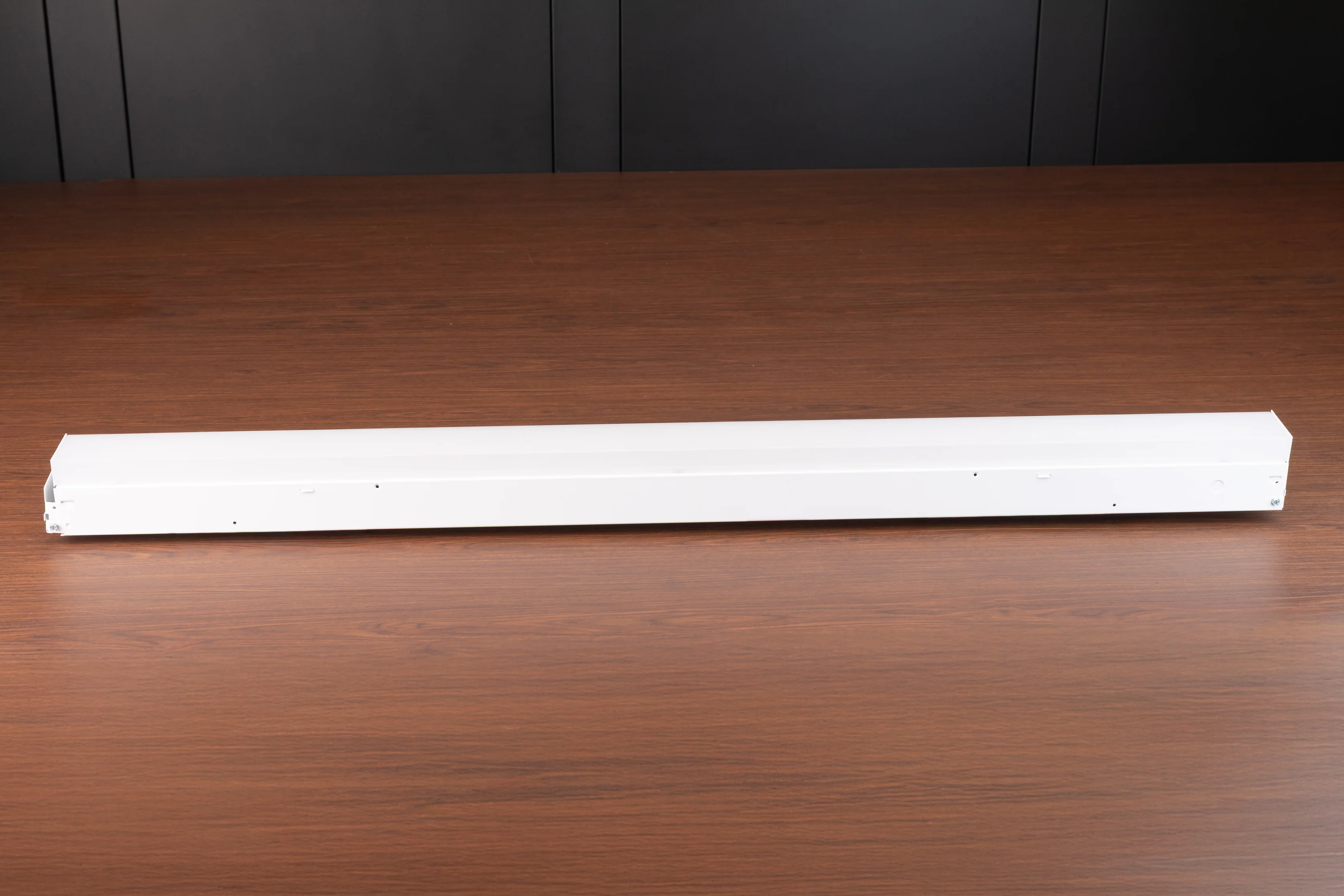 Obsessed Garage 0-10v Linear Light Fixture - Image 2