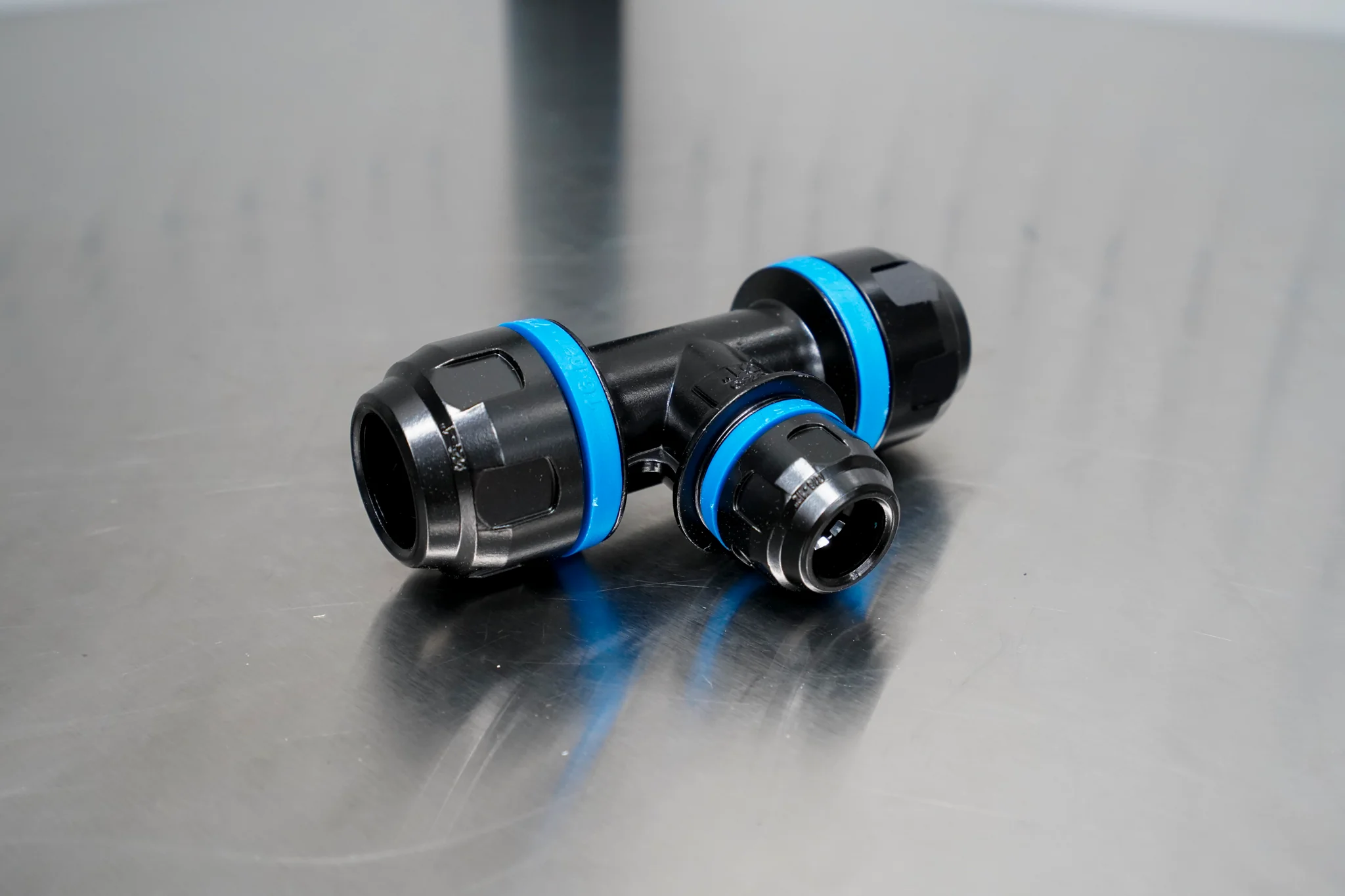 Prevost 1/2" To 1" Pipe Branch Tee - Image 2