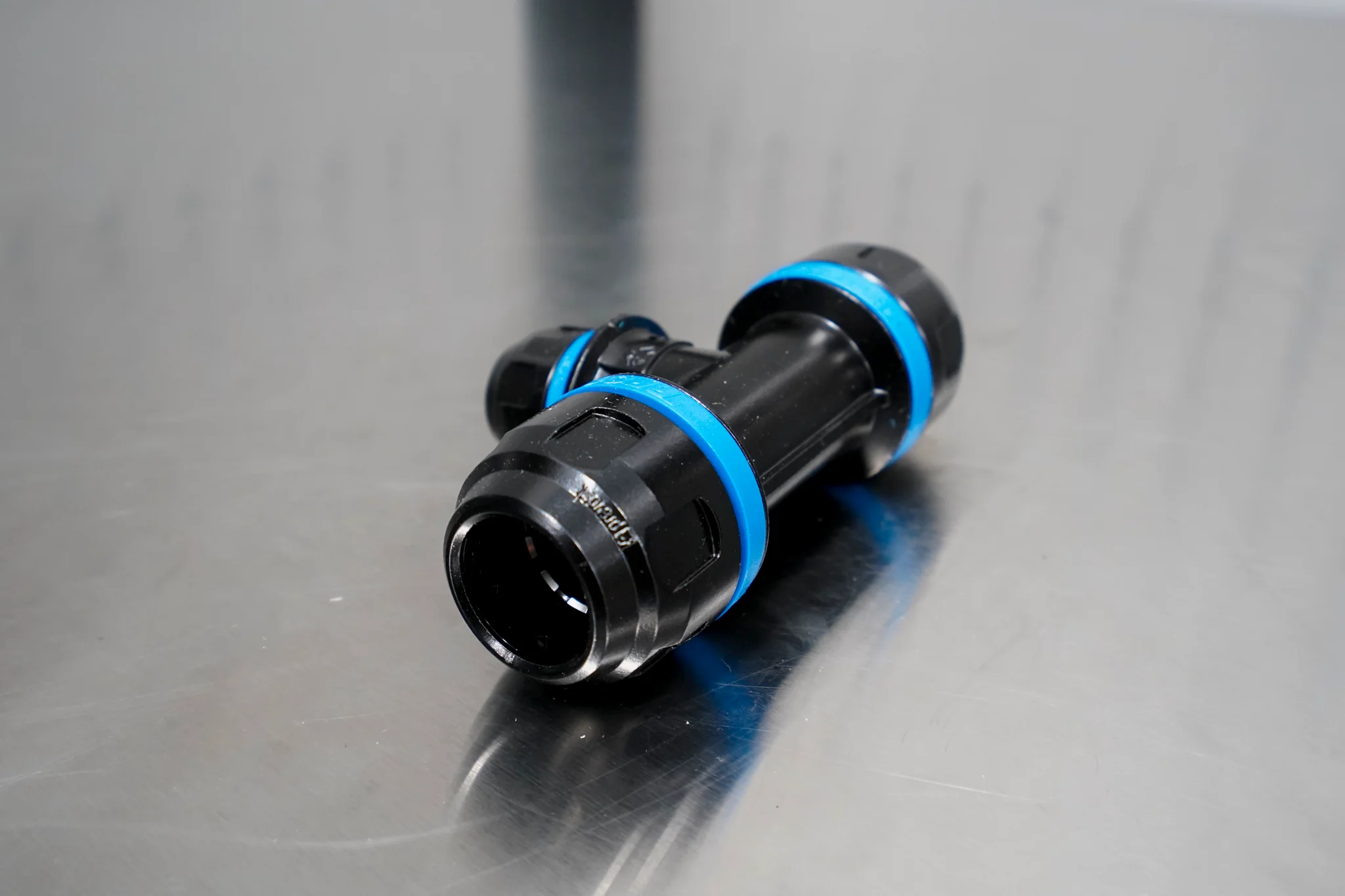 Prevost 1/2" To 1" Pipe Branch Tee - Image 3