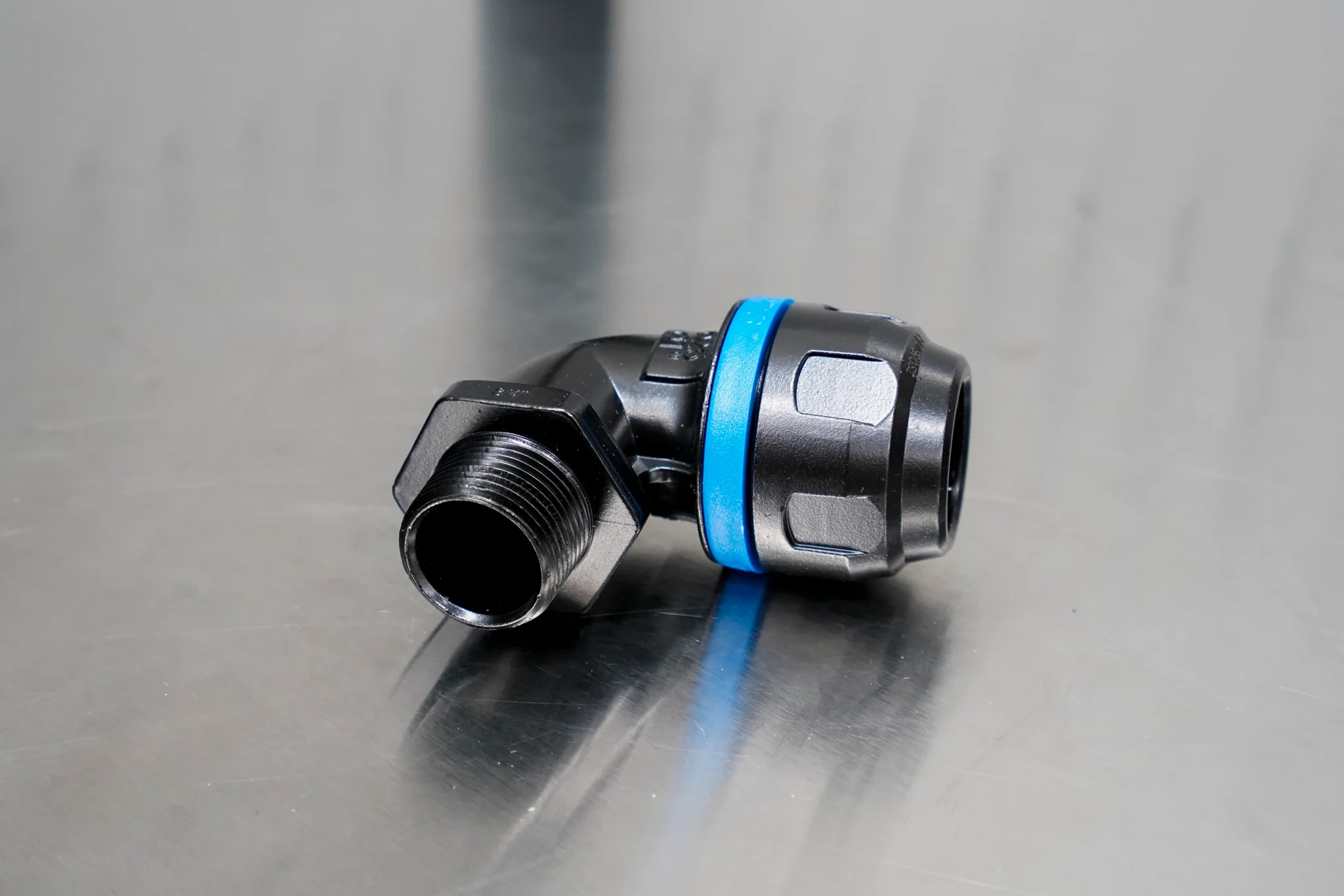 Prevost 90 Degree 3/4" NPT (Male) Elbow for 1" Pipe - Image 2