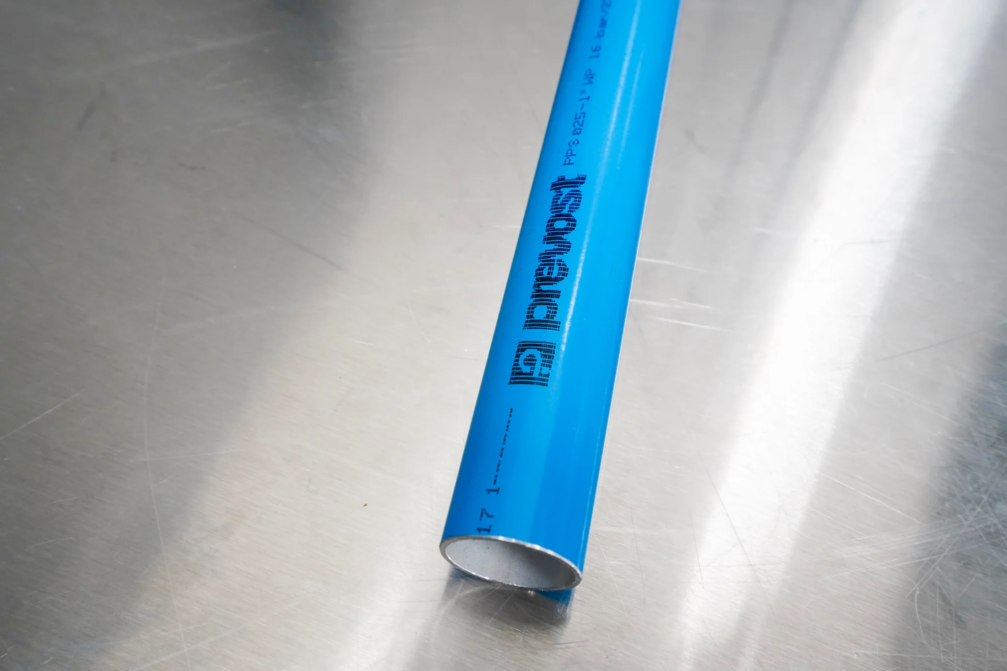 Prevost Aluminum Bent Link Pipe 1" - Image 2