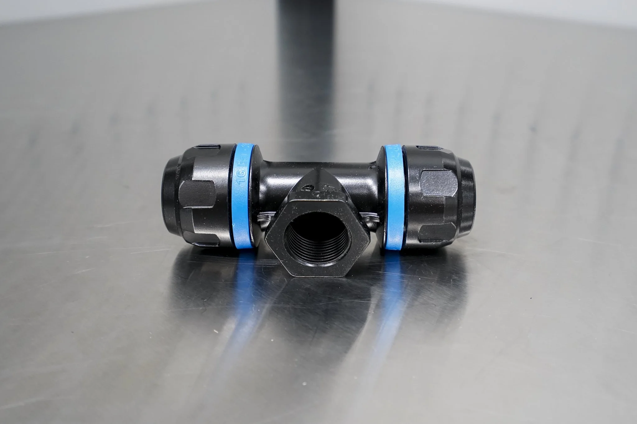 Prevost NPT (Female) Branch Tee for 1" Pipe - Image 5