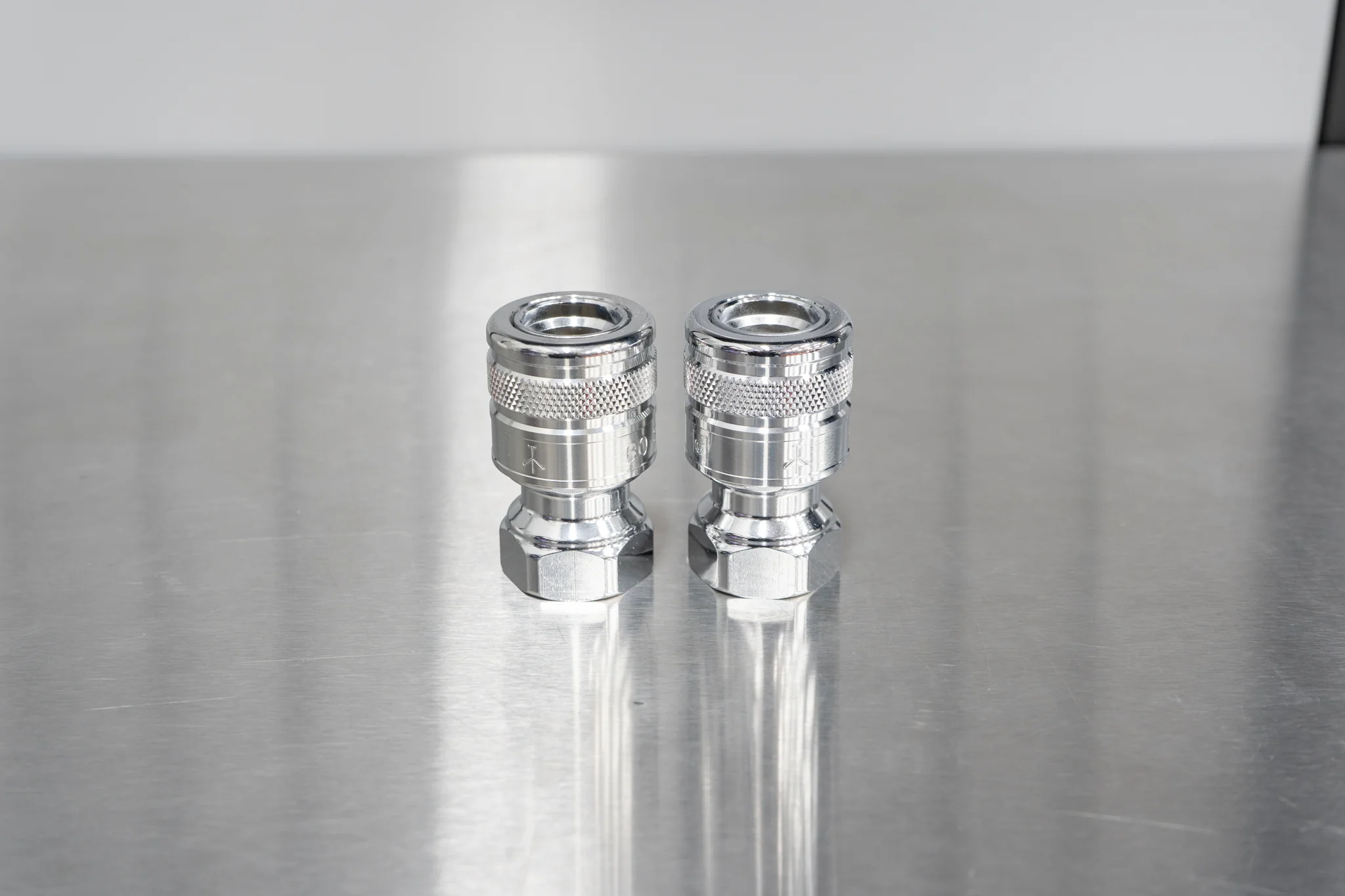 Prevost Chrome Plated Garden Hose 3/4” Female Quick Disconnect Coupler - Image 3