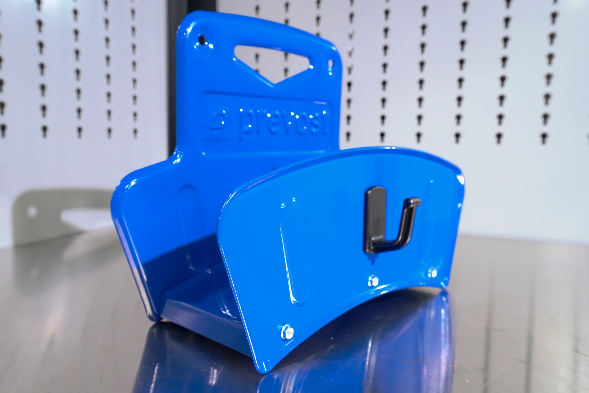 Prevost Hose Holder PLA HR - Image 6