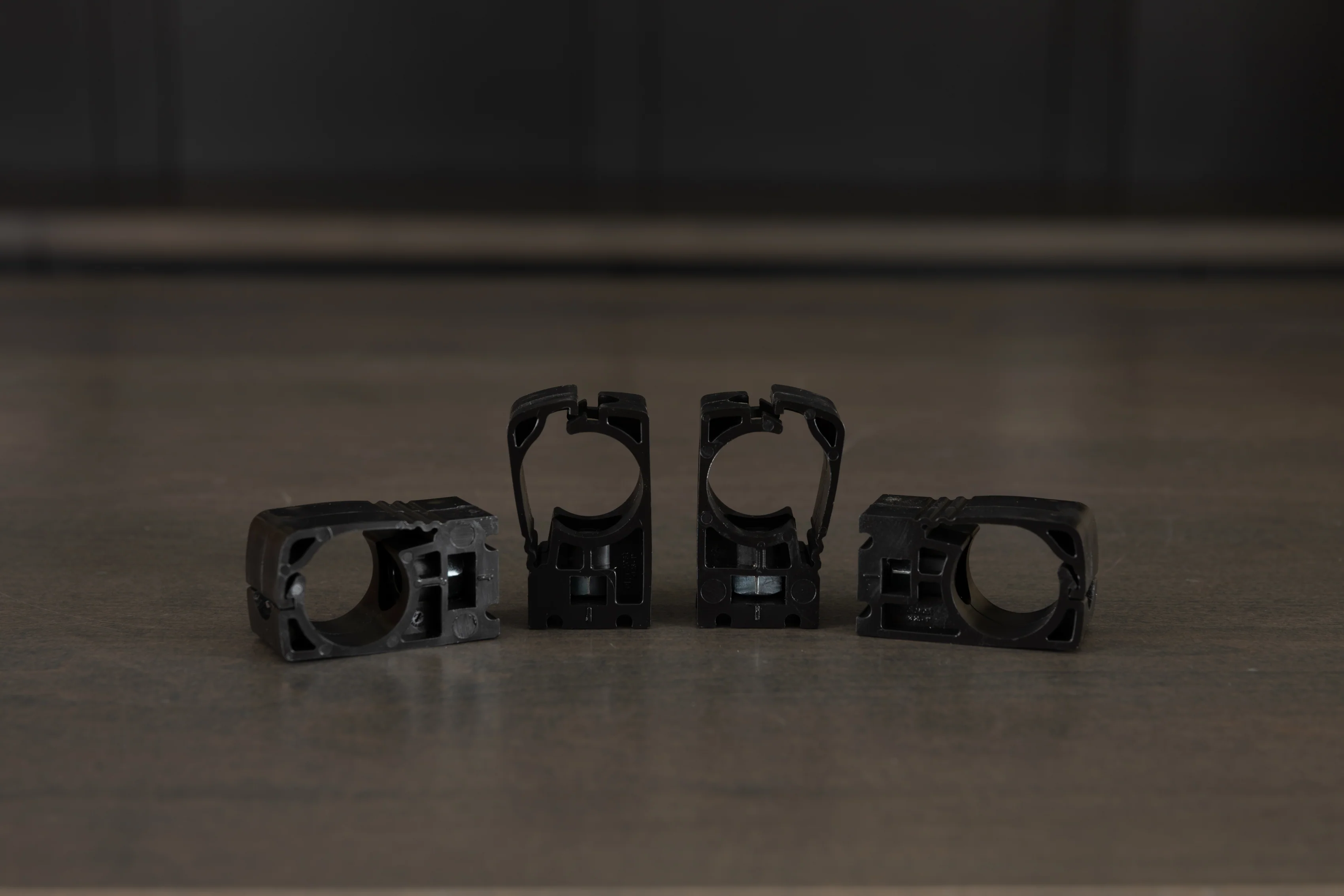 Prevost Piping Clamp - Image 6