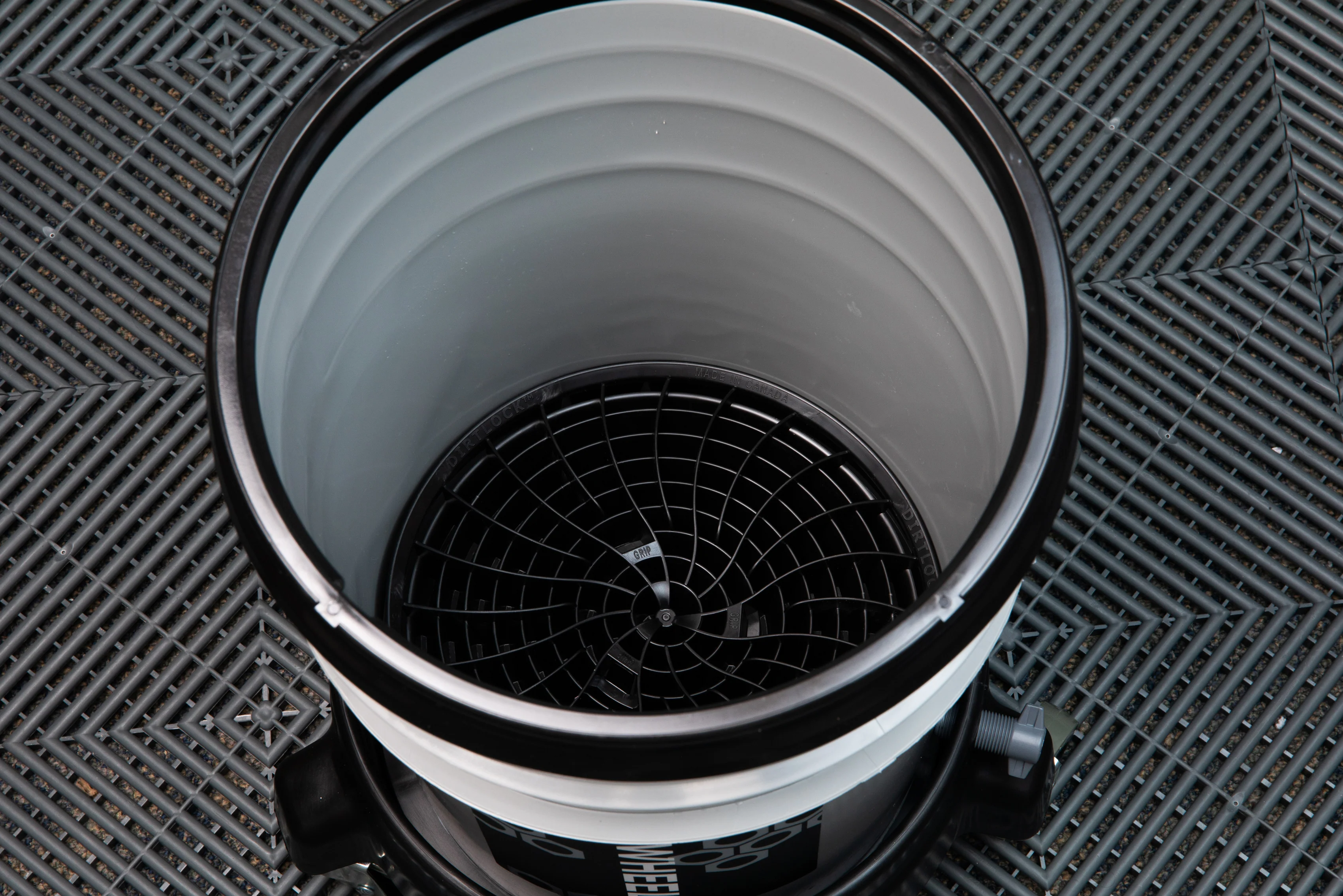 Ultimate Bucket Package 2.0 - Image 7