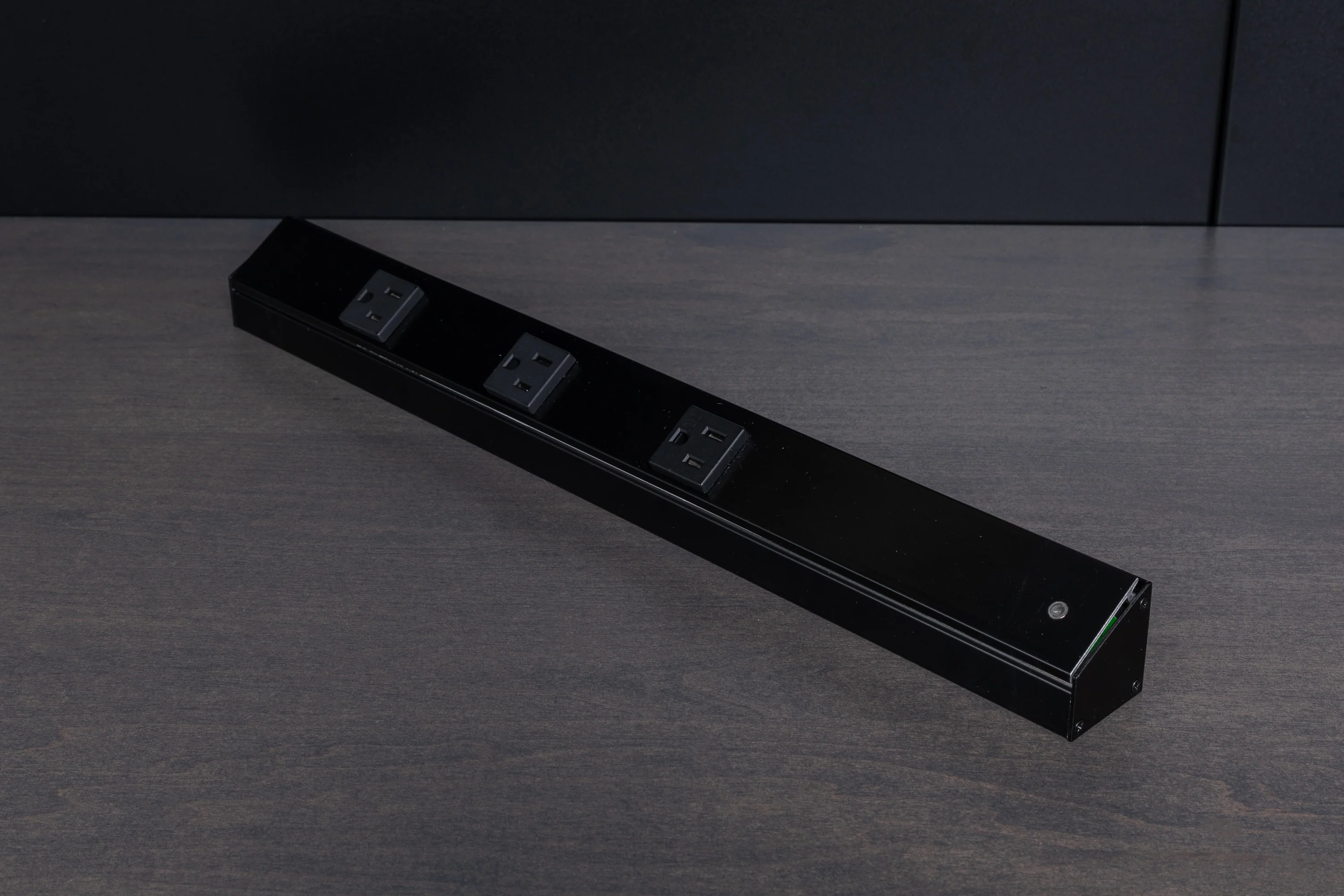 Under Cabinet Power Strip - Image 16