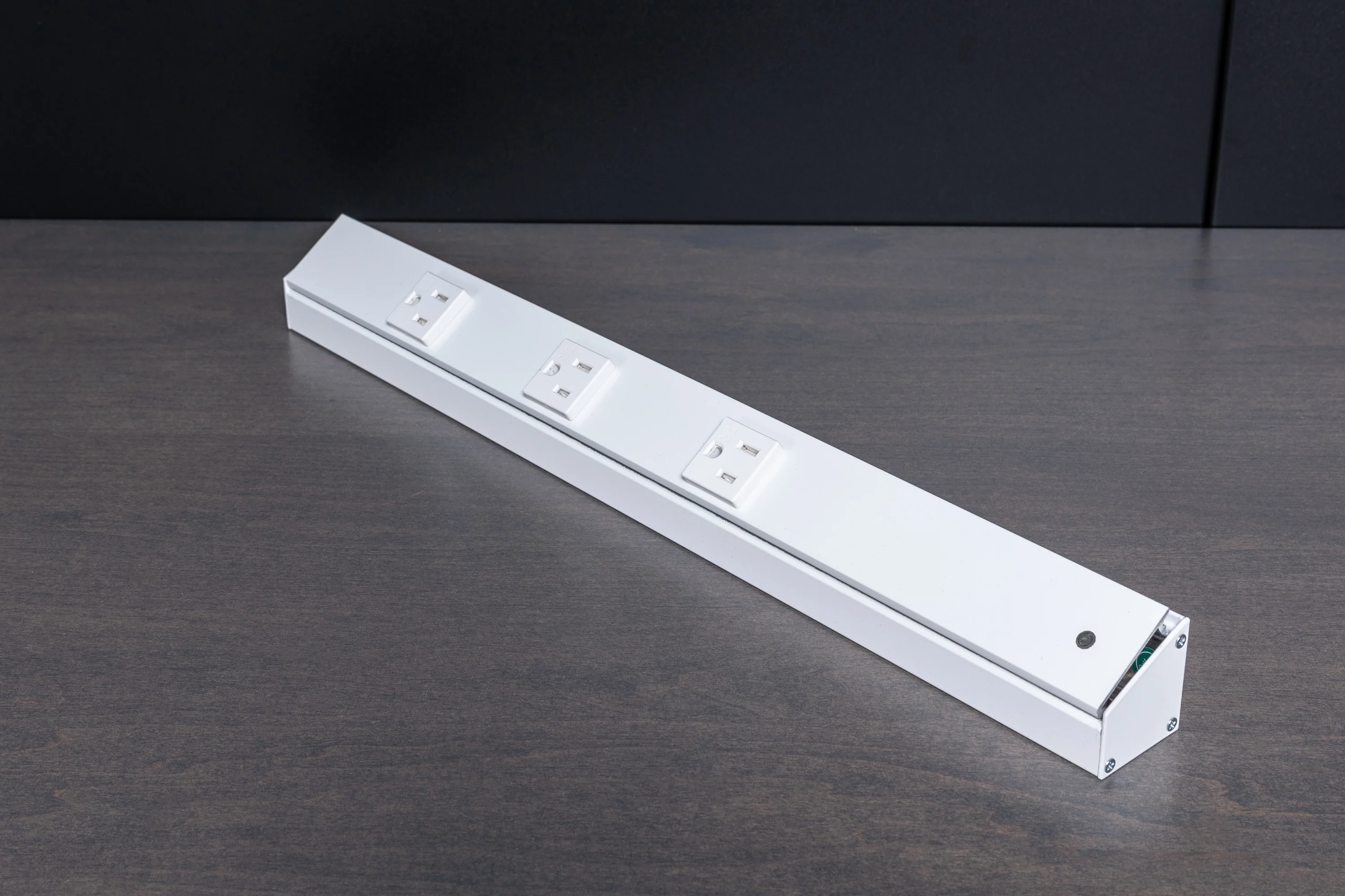 Under Cabinet Power Strip - Image 17