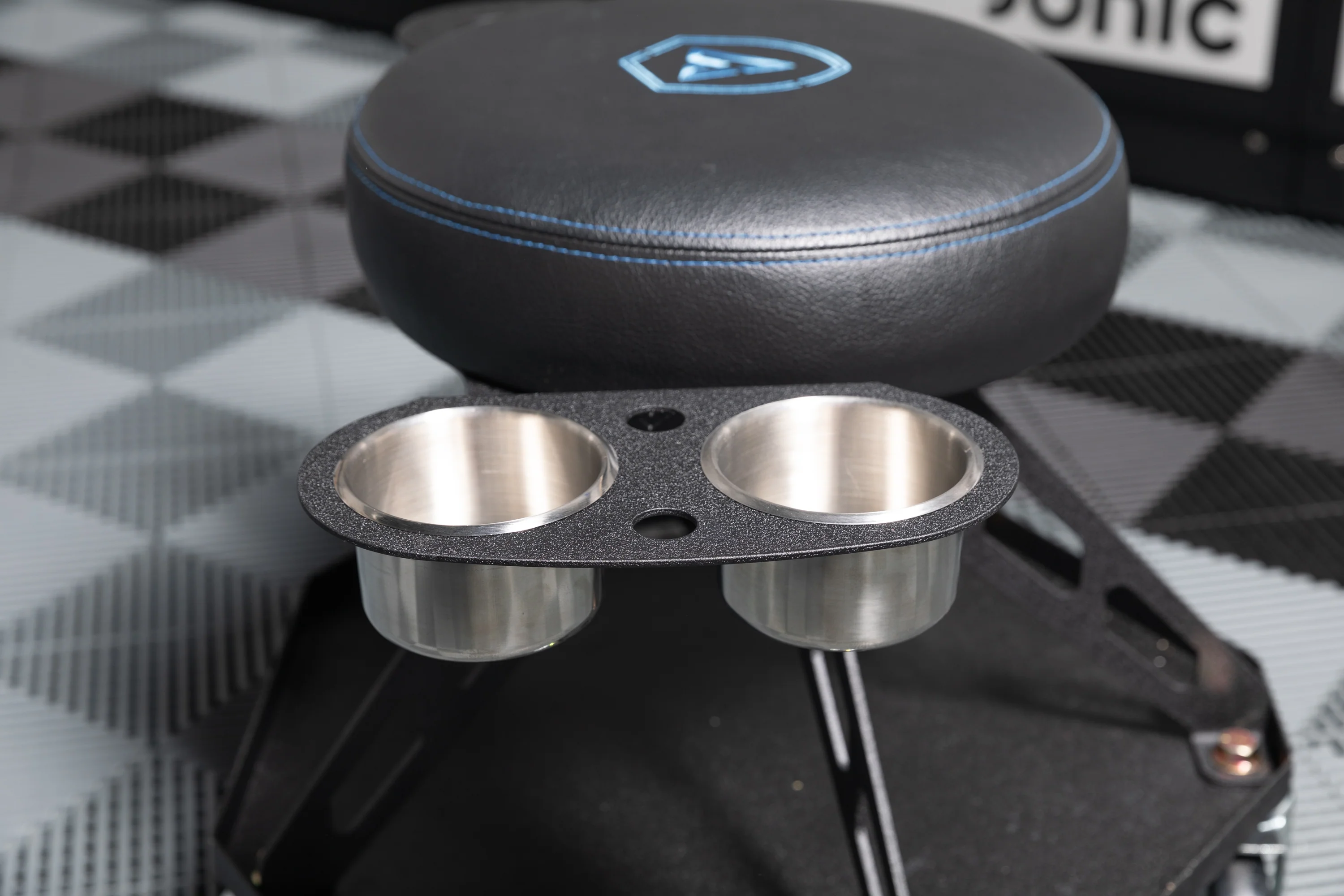 Vyper Chair Sidekick - Image 3